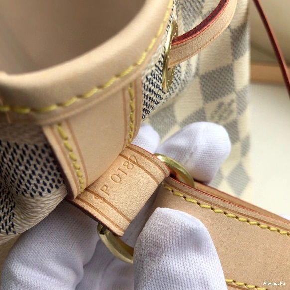 BB VUITTON NOE LOUIS 0413